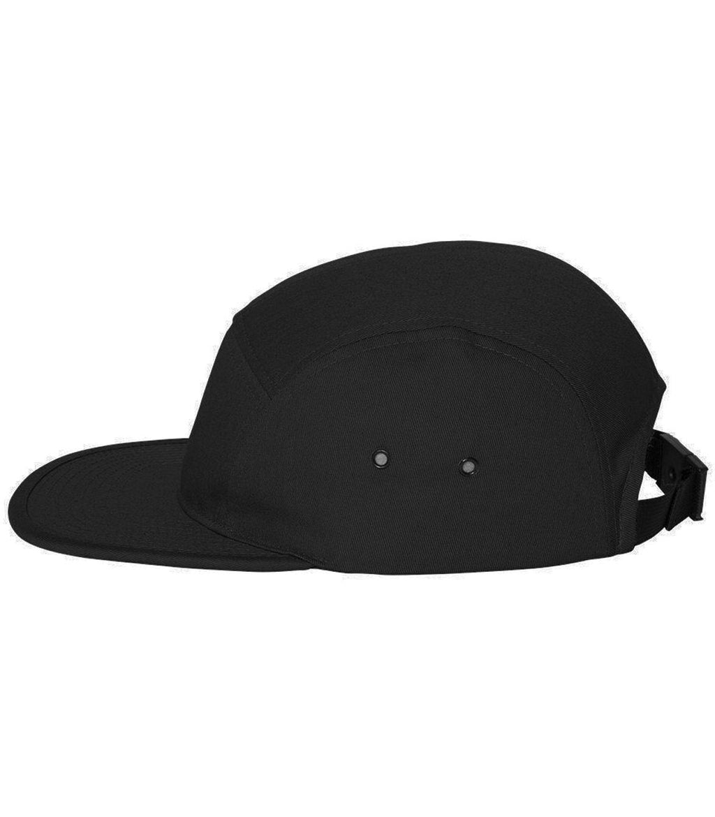 03 - Caps